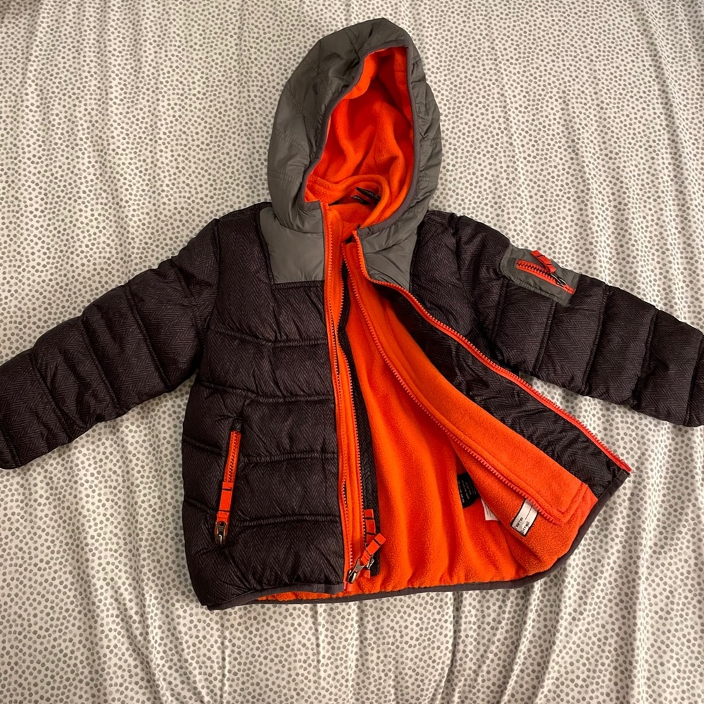 LIKE NEW! Toddler Boys Snozu snow jacket